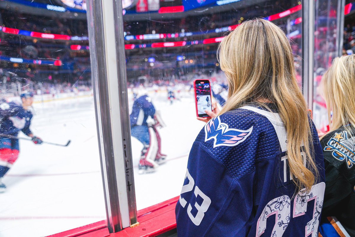 .<a href="/tkopaintings/">Taylor Kampa Olson | TKO</a> appreciation post for her awesome work on these warmups 👏