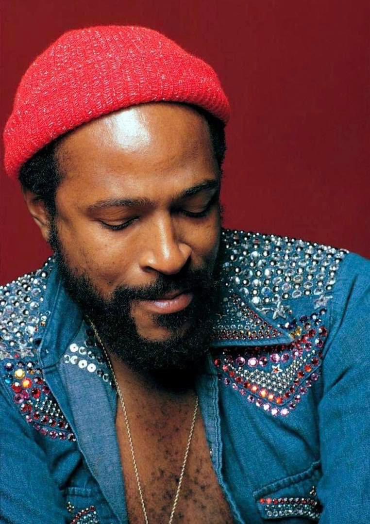 AuthorJoeNBrown's tweet photo. Happy Heavenly birthday to the late Marvin Gaye🕊️. #MarvinGaye #LetsGetItOn #CodeBlackLife https://t.co/iPR6vP0i1R