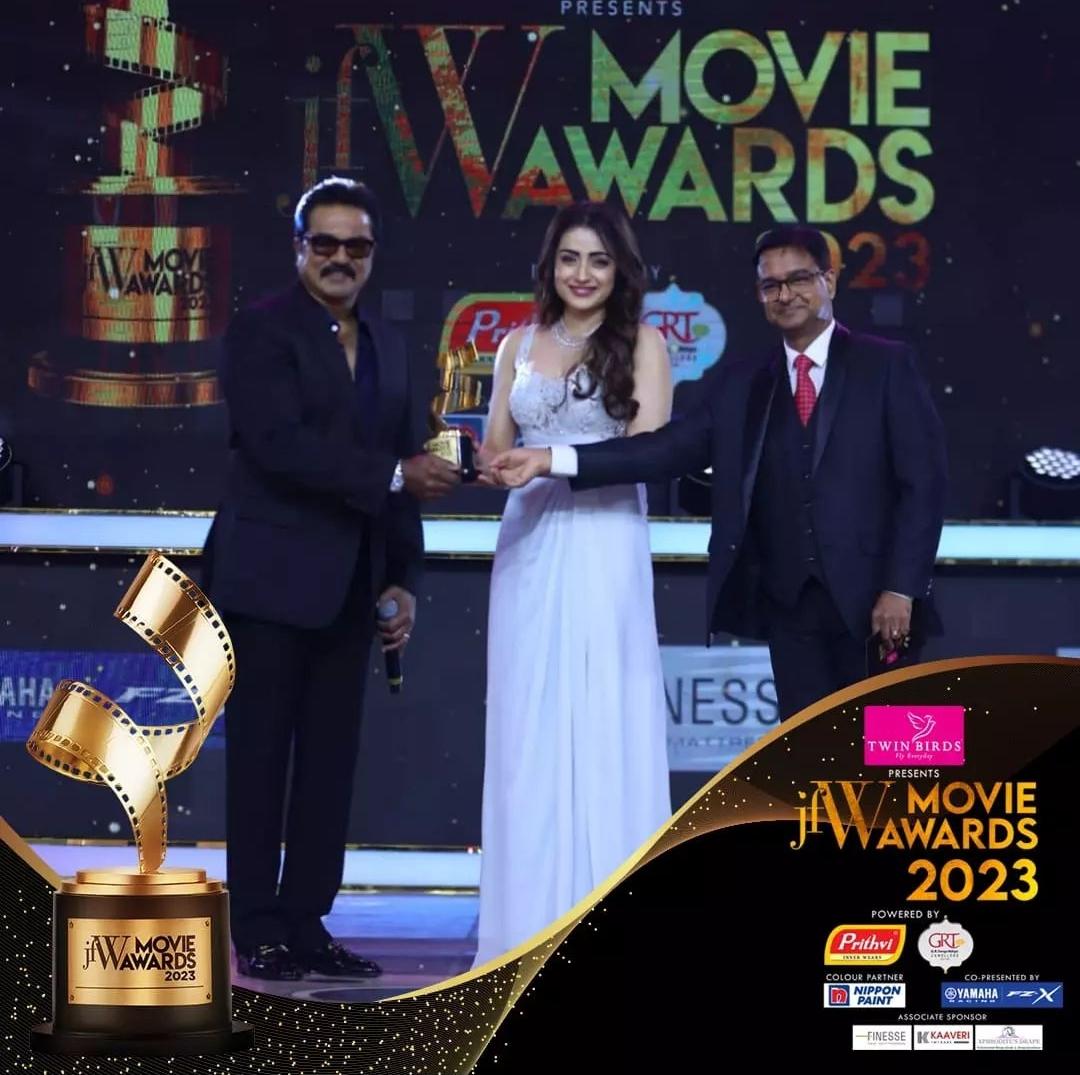 Fsud70YaIAATcNS?format=jpg&name=medium