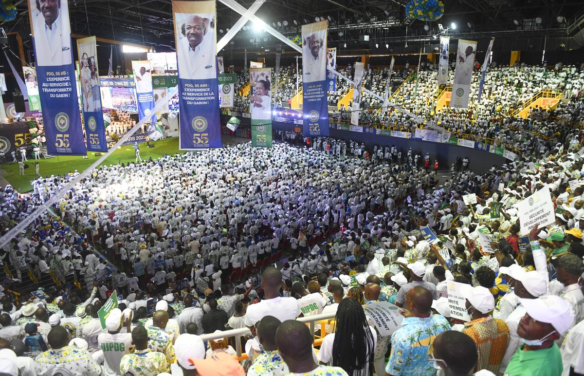 Merci aux militant(e)s pour leur mobilisation exceptionnelle ce dimanche à l'occasion du 55e anniversaire du <a href="/pdg2R/">Parti Démocratique Gabonais (PDG)</a>. 
Vous avez été F.O.R.M.I.D.A.B.L.E.S!
Cette énergie, cette ferveur, cet enthousiasme me poussent à aller encore plus loin.
Ensemble, bâtissons le #Gabon de demain!