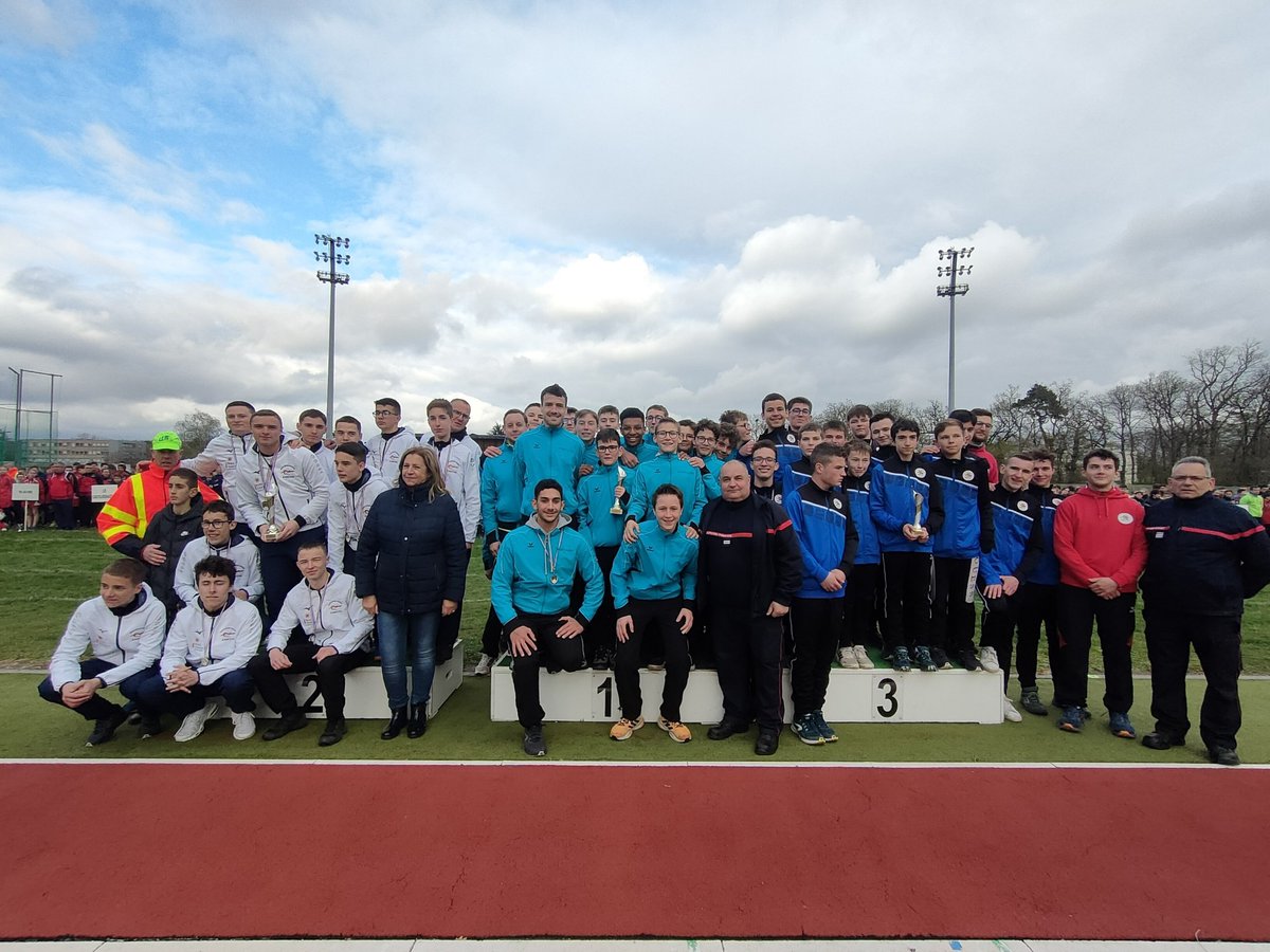 sdis37's tweet image. Clap de fin pour notre Finale #EA et #PSSP 2023 
Bravo à tous pour cette belle journée 🫶👩🏻‍🚒👨‍🚒
Bravo à tous les bénévoles, jurys, #jsp, #pompiers, PATS, aînés, partenaires... d'avoir fait de cet événement un vrai #succès ! 
RDV le 13 mai prochain pour la #FINAREG à Tours !