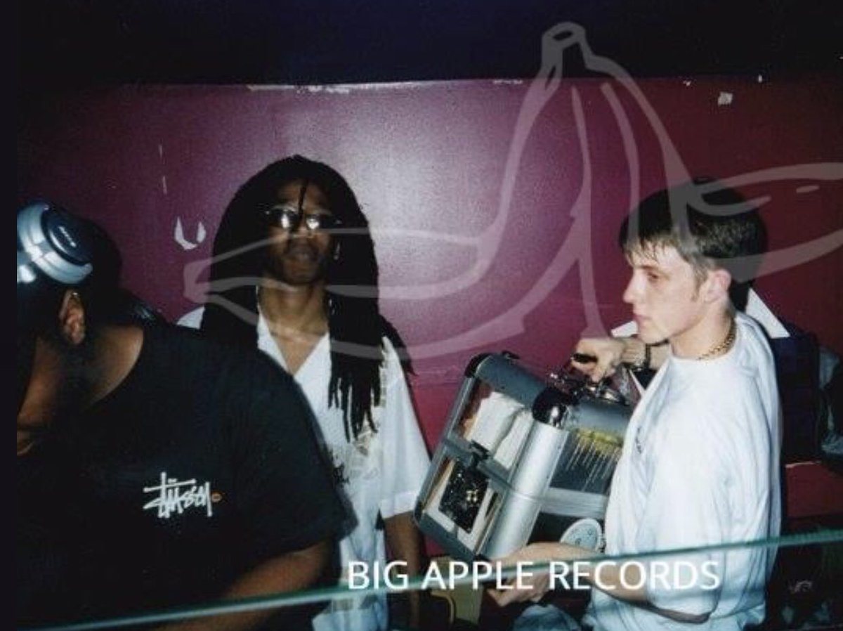 FWD 2001 with <a href="/jammerbbk/">Jammer</a> <a href="/OrisJay/">Oris Jay</a> at the velvet rooms