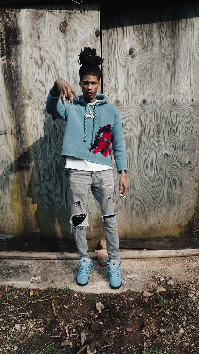 ShugDaTrappa's tweet photo. Trappa🚦🏚️💙 https://t.co/i7Z8SgdUsK