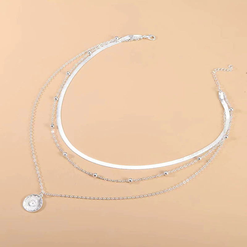 Saplayashop's tweet photo. Colar Chocker 3 camadas - Prata 925
https://t.co/eIkcu65V10
#saplaya #semijoias #chocker #colar #FicaAlface https://t.co/4pTNfqdnxu