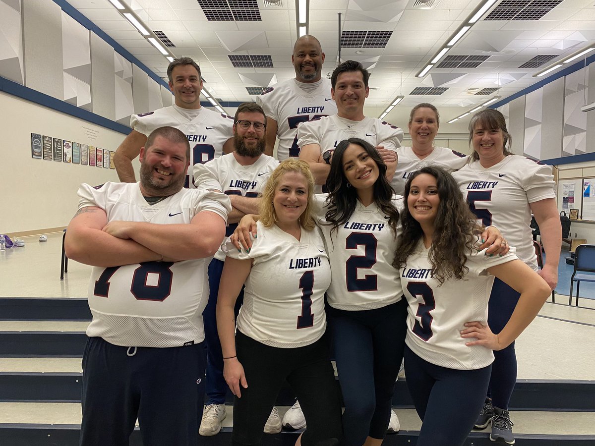 MsNievesLHS's tweet photo. 8th grade @ NMS &amp; Summerbridge vs 12th grade @ LHS! Proud of the kids pictured &amp; not pictured that I’ve had the honor of working w/ as a teacher, asst. director, and (brief) fellow cast member in H2$! So special to see my 1st students grow over the years — part of my “why”‼️💙❤️ https://t.co/l42j1ARCfV