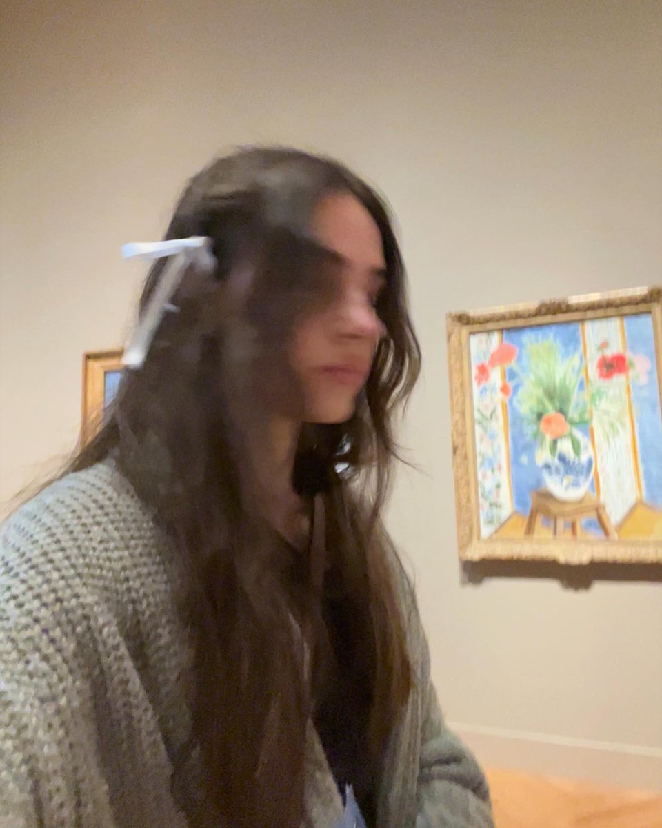 blushpilled's tweet photo. frolicked in the museum galleries like a little lamb https://t.co/S3QJPDaIap