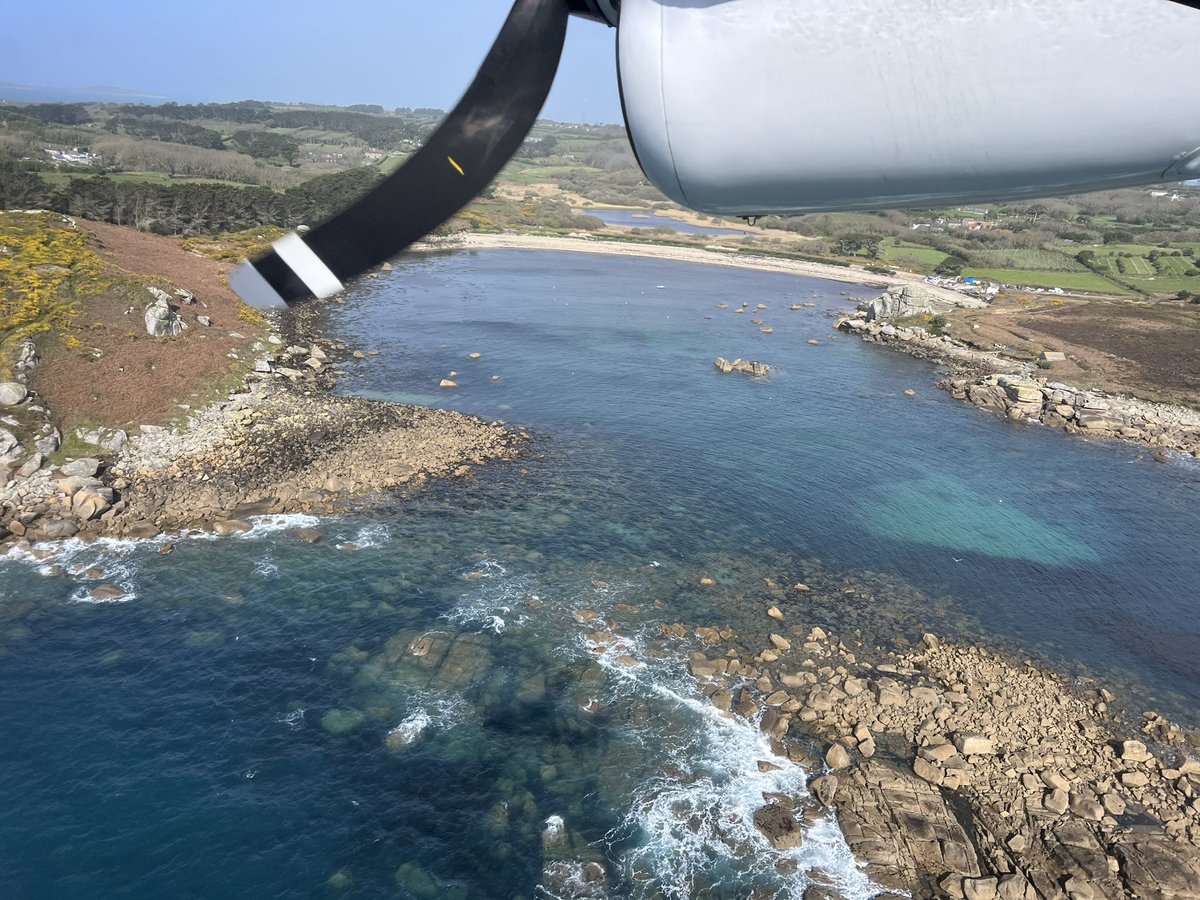 cornwallcivic's tweet photo. Flew over to #StMarys #Islesofscilly this week to visit the #Council & see the #projects currently underway #stormmathis meant no boat trip to view the other islands but great to see the collaboration between IoS and @CornwallCouncil Huge thanks for their kindness & hospitality https://t.co/gr8wt83GWE