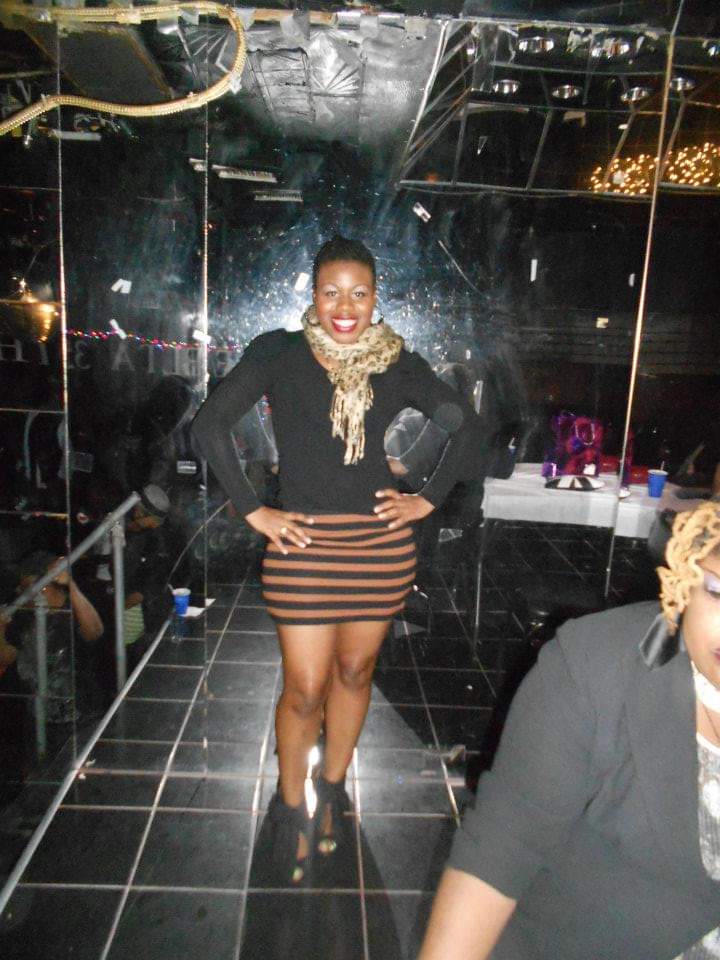 CharisReese's tweet photo. Don't play wit it. We was in the VIP lounges wit bottle service for bdays! Philly, DC &amp; ATL Lol https://t.co/ekiWN35Mu9