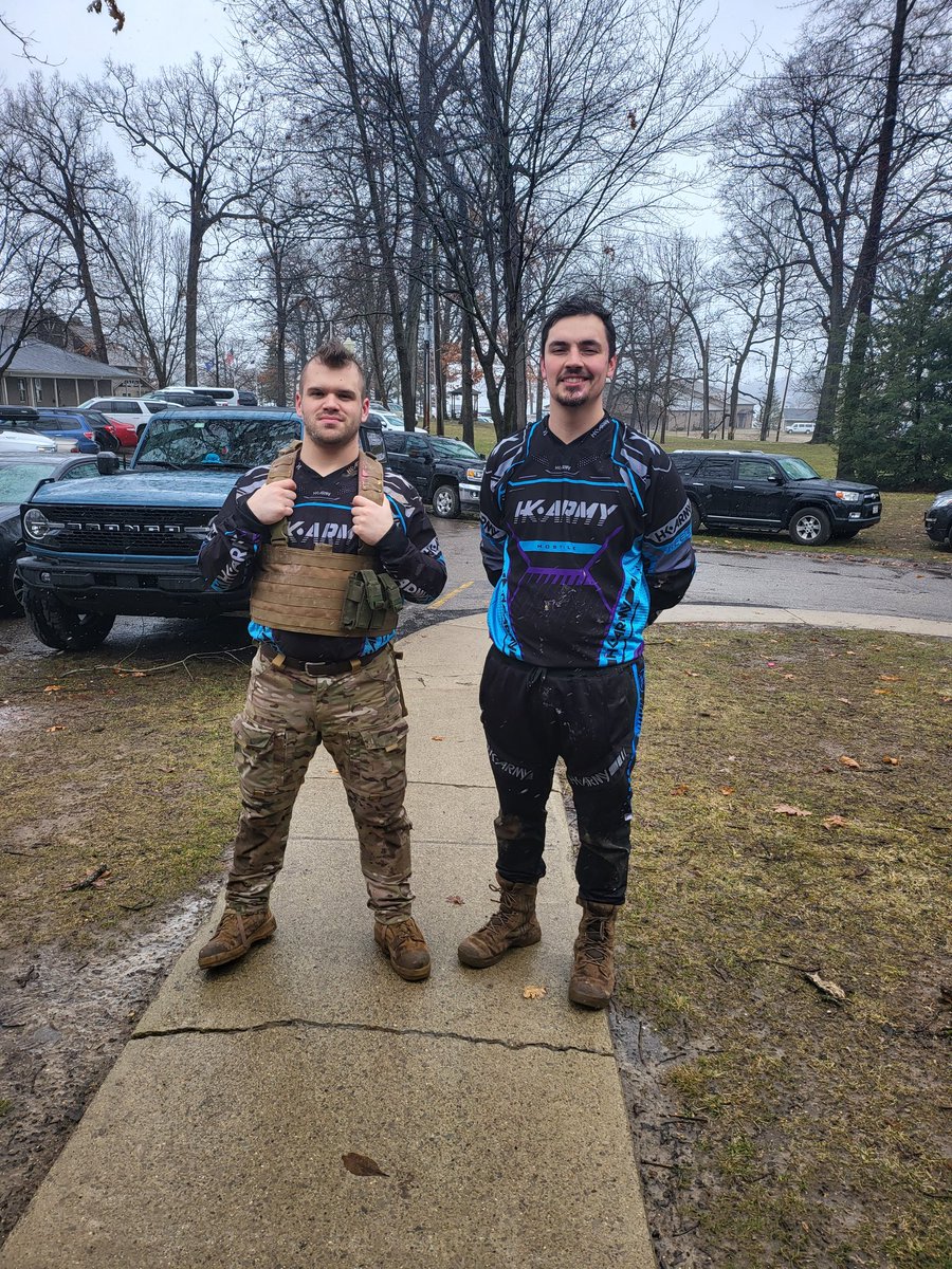 MVP_Divisions's tweet image. Represented at Man Camp this year. Always a great time! 

We are excited for this season and look forward to painting everyone like a Picasso. 😉