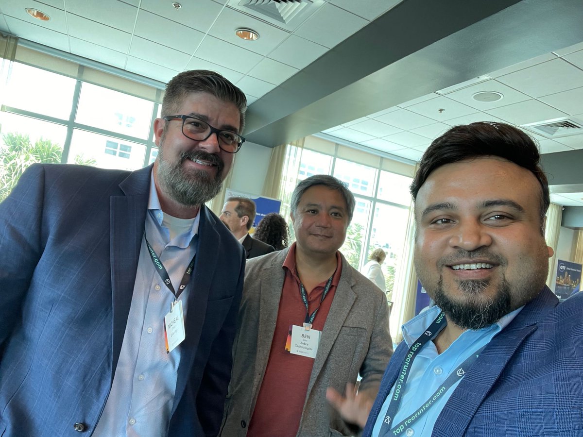 BayOneSolutions's tweet photo. Exciting news! BayOne Solutions was thrilled to participate in the ClubVMSA Vision East event in Florida, connecting with fellow talent solutions leaders & professionals.
#BayOne #ClubVMSA #SupplierDiversity #MakeTechPurple https://t.co/Mslzavxb34