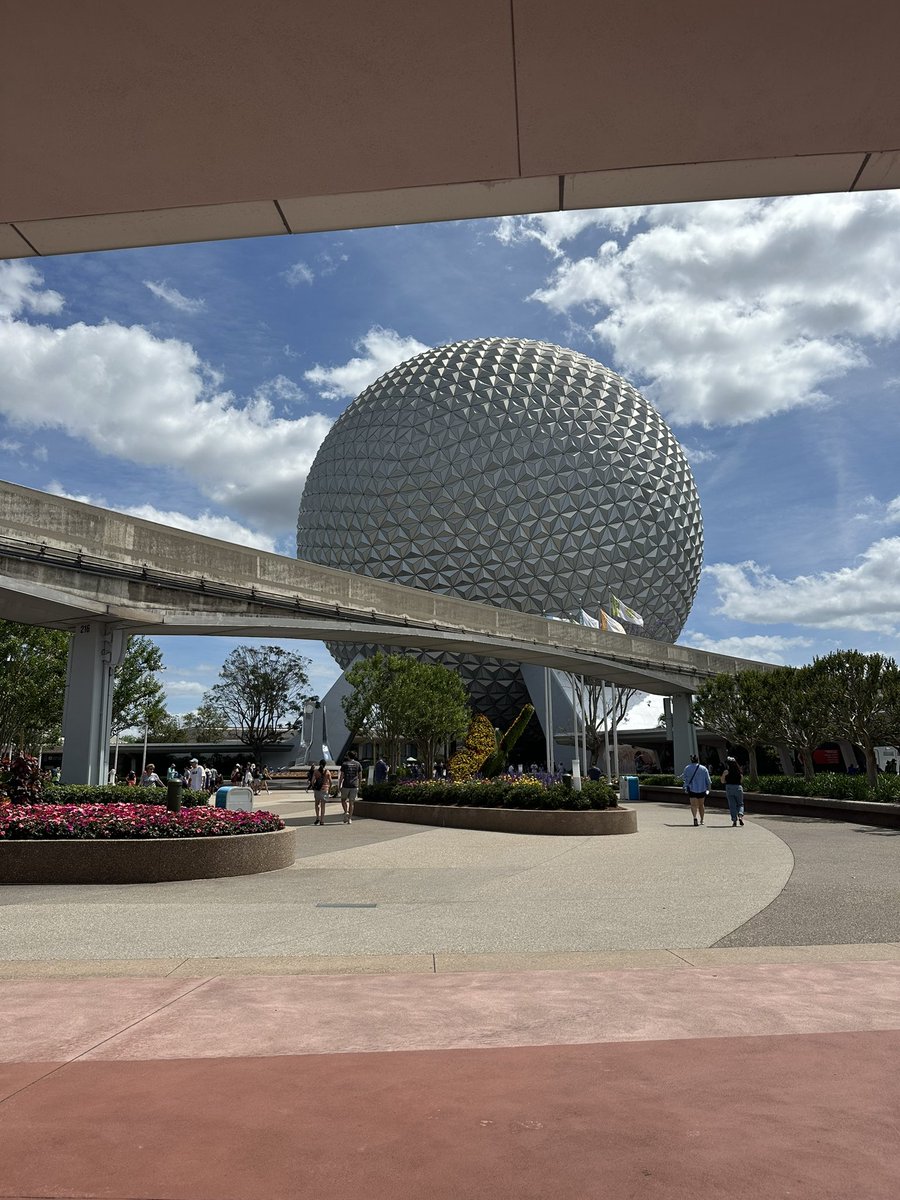 CruzinParadise's tweet image. Sunday a little #SpaceShipEarth @WaltDisneyWorld @DisneyParks