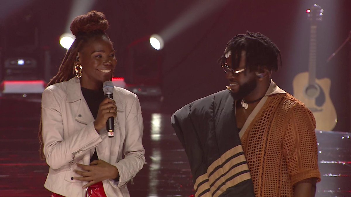 FrostProUg's tweet photo. The moment Esther Mabika started smiling after that emotional part after singing I knew she would choose πππ #TeamLocko #TheVoiceAfrica #ConnectedByAirtel https://t.co/7dTRP1Kln0