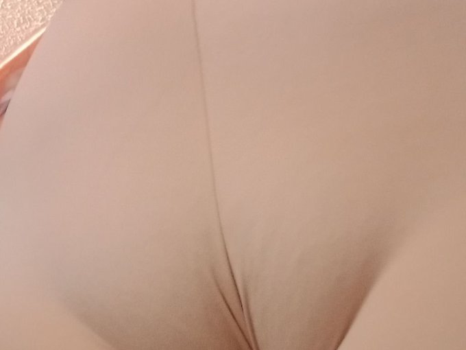 I'm online right now on SkyPrivate &amp;lt;3 Call me right now in private here: https://t.co/Y9rTCSr2CJ  https://t<a href="/tag/skype"class="tags"><span>#skype</span></a>