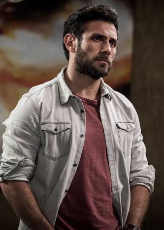 detlnovelas1's tweet image. Si ayer no dejaron de #CaerenTentación, mañana van a #VencerLaCulpa

Carlos Ferro y Gabriel Soto coincidirán nuevamente como protagonista y antagonista, respectivamente, de la nueva entrega de la saga Vencer
