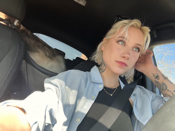 TW Pornstars - Ashleygracee. Pictures and videos from Twitter.