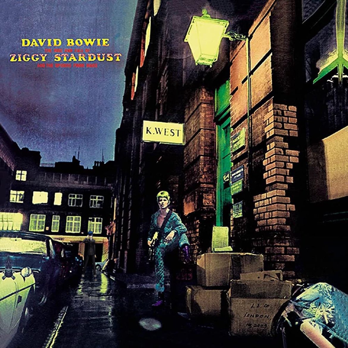 WhereisNaoto's tweet photo. Naoto should NOT be on the album cover of David Bowie’s the rise and fall of Ziggy Stardust and the Spiders from Mars https://t.co/9Whh3IkyMe