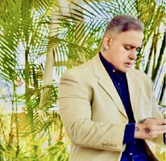 TarekWiliamSaab's tweet photo. 1) #NuevosDETENIDOS por caso de #corrupción en la CVG son: Pedro Maldonado (Pdte CVG), Edgar Sánchez (VicePdte Planificación), Felipe Contreras (VicePdte Hierro y Acero), Lino Mora (VicePdte Ejecutivo), Tulio Medina (VicePdte Finanzas) Carlos Moreno (Gte Tráfico y Aduanas) https://t.co/jQ6x8yn5NX