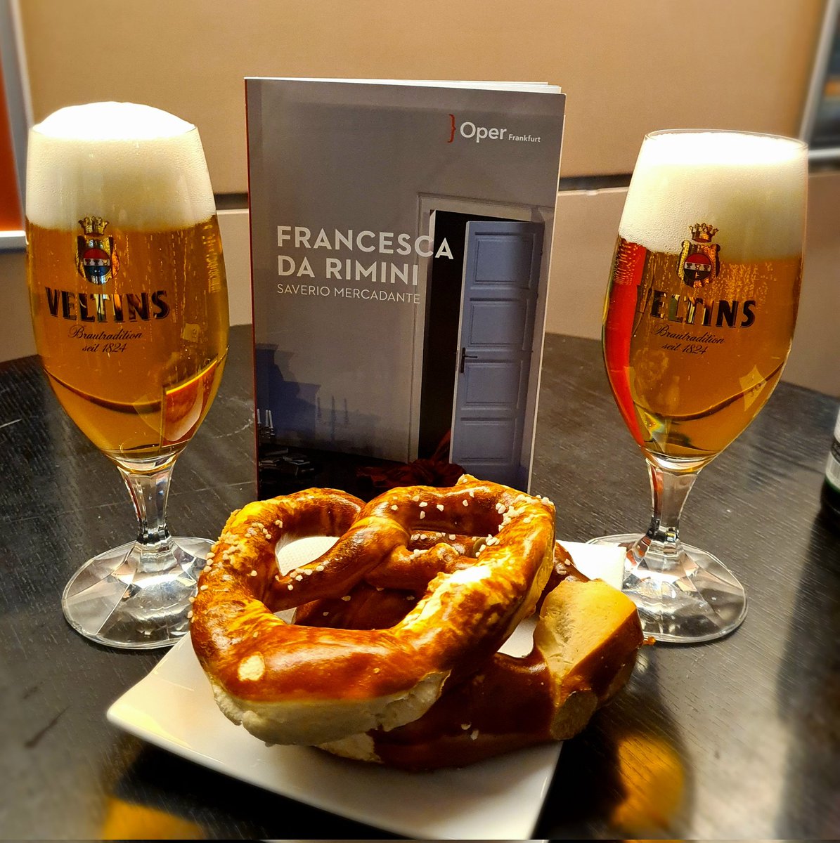 Opernjunkie's tweet photo. Der erste Akt hat einige Längen...der zweite wird hoffentlich etwas straffer! #InterOpernPils #FrancescaDaRimini #Mercadante https://t.co/fbahBSKl6C