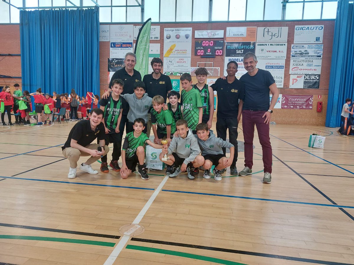 Finalitza el Torneig de Bàsquet Vila de #Salt, IV Memorial Hilaria Martínez, organitzat pel @cbsalt

Felicitats a tots i totes les participants 🏀🏀🏀

#ViuSalt