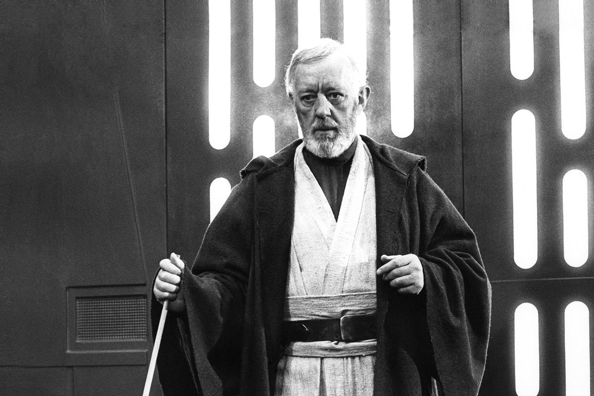 SWArchival's tweet photo. Happy birthday to the Legendary Sir Alec Guinness!!

Born: April 2, 1914
Passed away: August 5, 2000
#StarWars https://t.co/eFpnIJgbOe