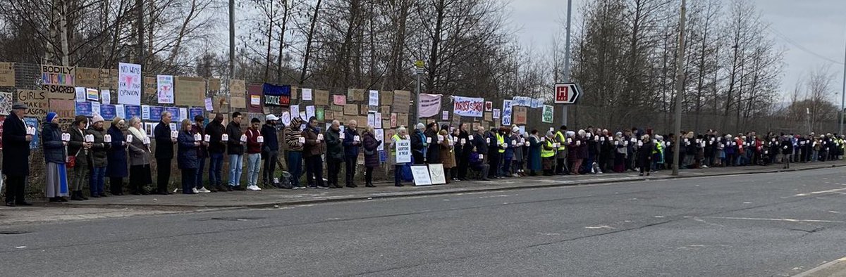 🚨100+ PROTESTORS OUTSIDE THE QEUH IN GLASGOW RIGHT NOW 🚨

Progress on buffer zone legislation is going far too slowly. 

We must pick up pace as a matter of priority and fast track it through the Scottish Parliament to stop this once and for all.

@HumzaYousaf @jenni_minto