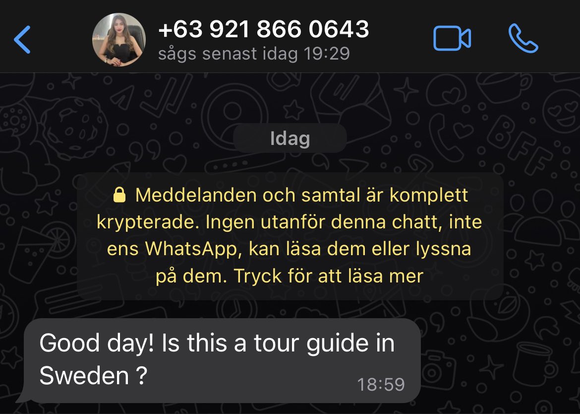 VEichwald's tweet photo. Aldrig tänkt på, men man kanske ska ta och bli tour guide? Förslag på vad jag ska visa denna mystiska filur mottages gärna! https://t.co/Q0oM1vzKja