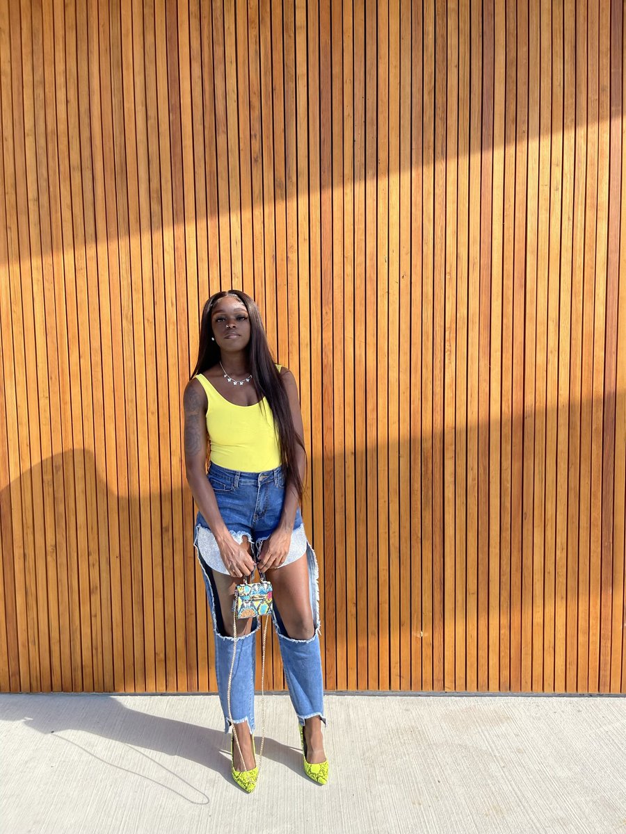 _TrackNation's tweet image. That’s It. That’s The Tweet ! 🍫❣️