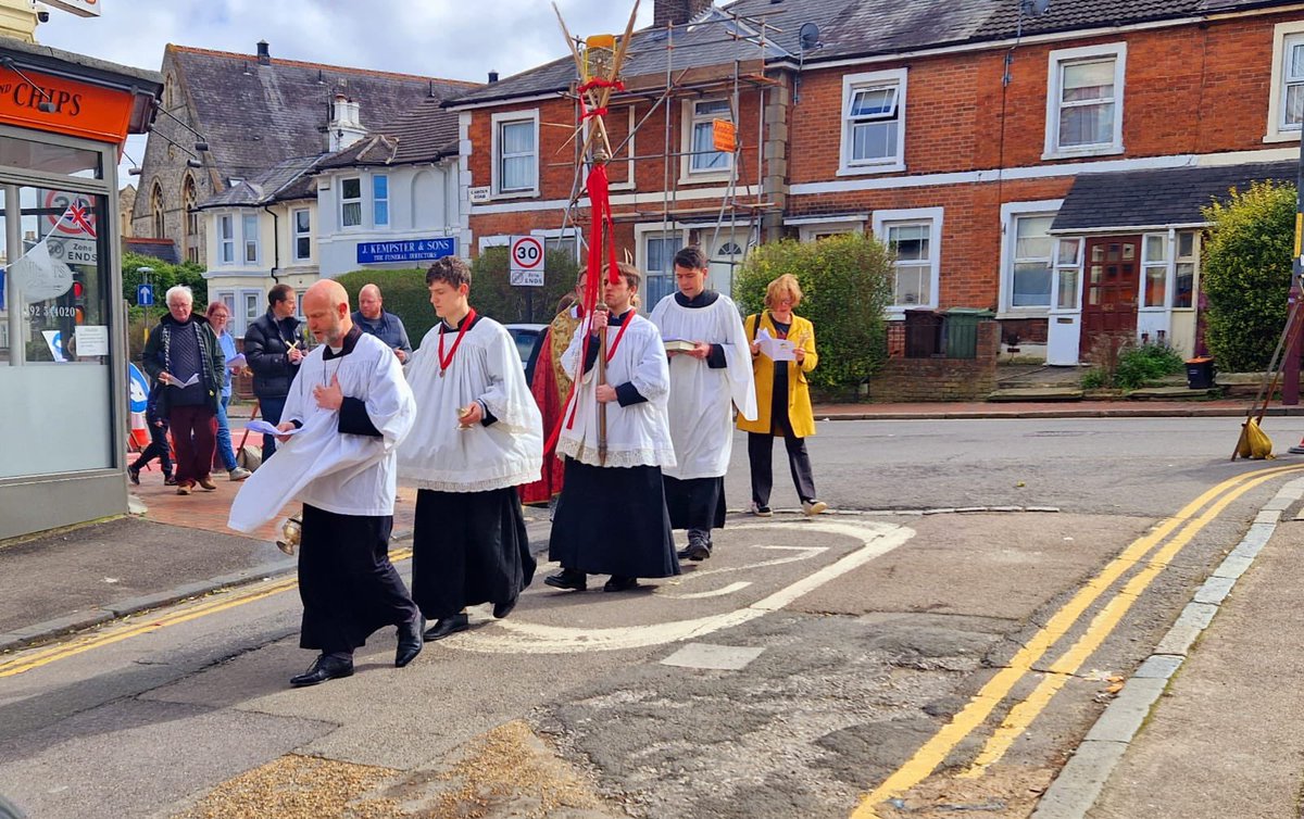 StBarnabasTW tweet media