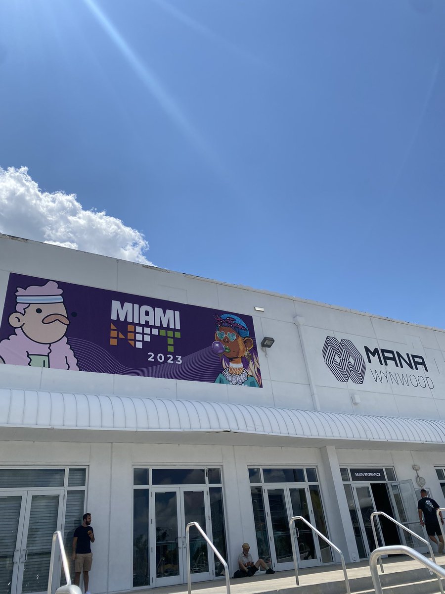 Ashley_Nader's tweet photo. It’s demo day @MiamiBuildathon @MiamiNFTweek
Check out Canvas Coders: https://t.co/i0hGrgC3AK
#FirstTimeHacker #Hackathon #Builder #MiamiNFTWeek #Miami https://t.co/QBKjiTseYk