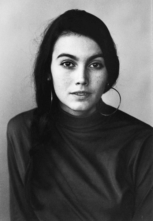 A very happy birthday to Emmylou Harris. Photograph by David Gahr, 1968. 