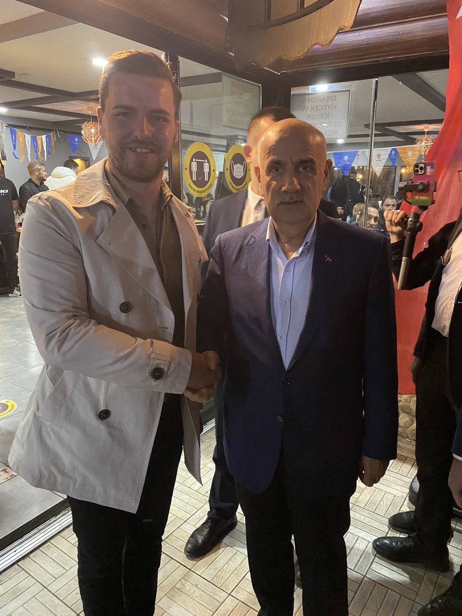 merttagay39's tweet photo. Tarım ve orman bakanımız
Sn.@VahitKirisci https://t.co/rgcTybvNcO