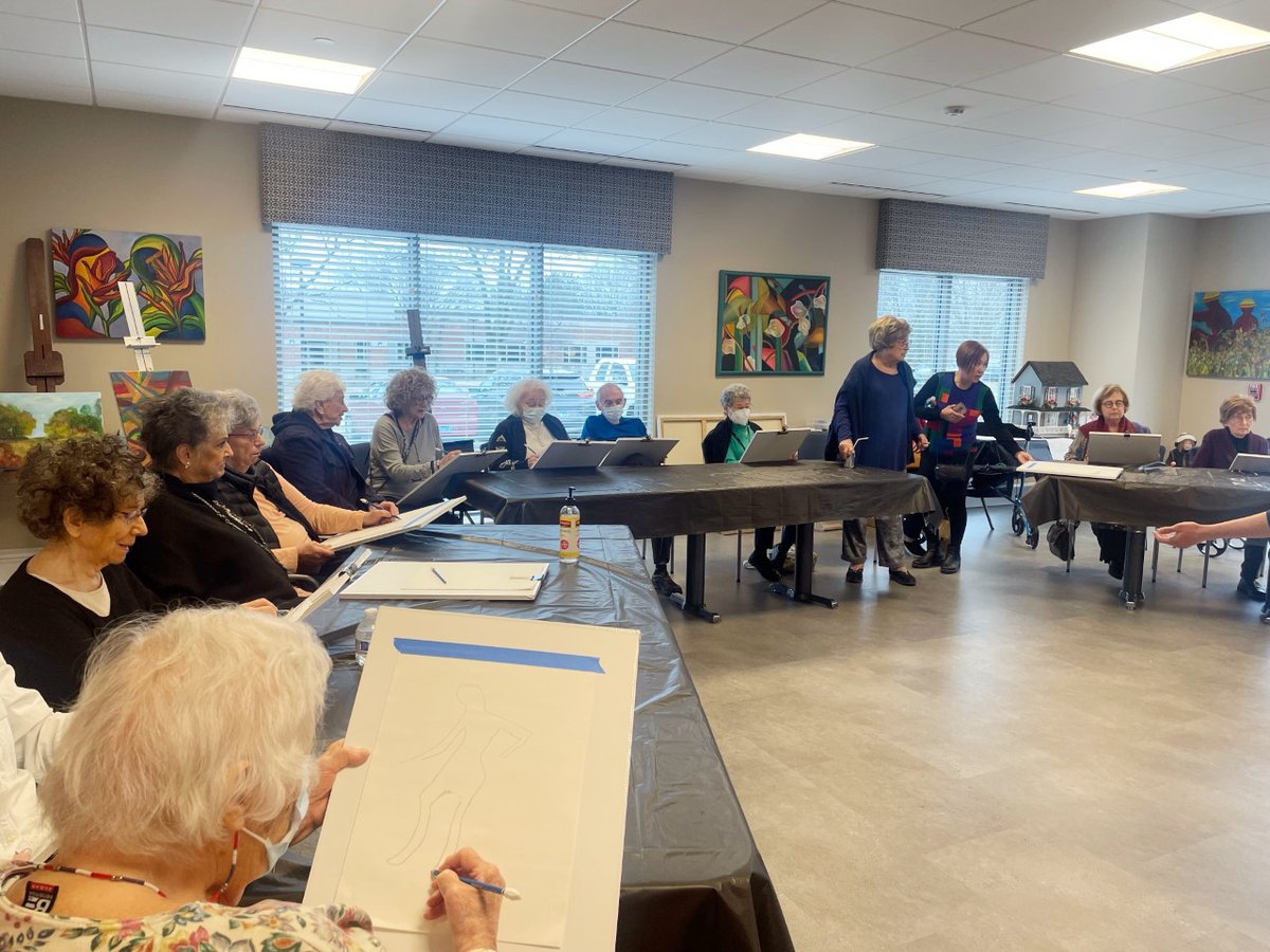 TamariskNS's tweet photo. #TamariskNorthShore is a vibrant place where friendships can flourish—and so can your creativity! Our array of Life Enrichment activities ranges from engaging speakers to musical entertainment to #creativearts. Learn more: 847.597.8772 or https://t.co/web6adNNhY. #CJESeniorLife https://t.co/BKXeUJqTvj