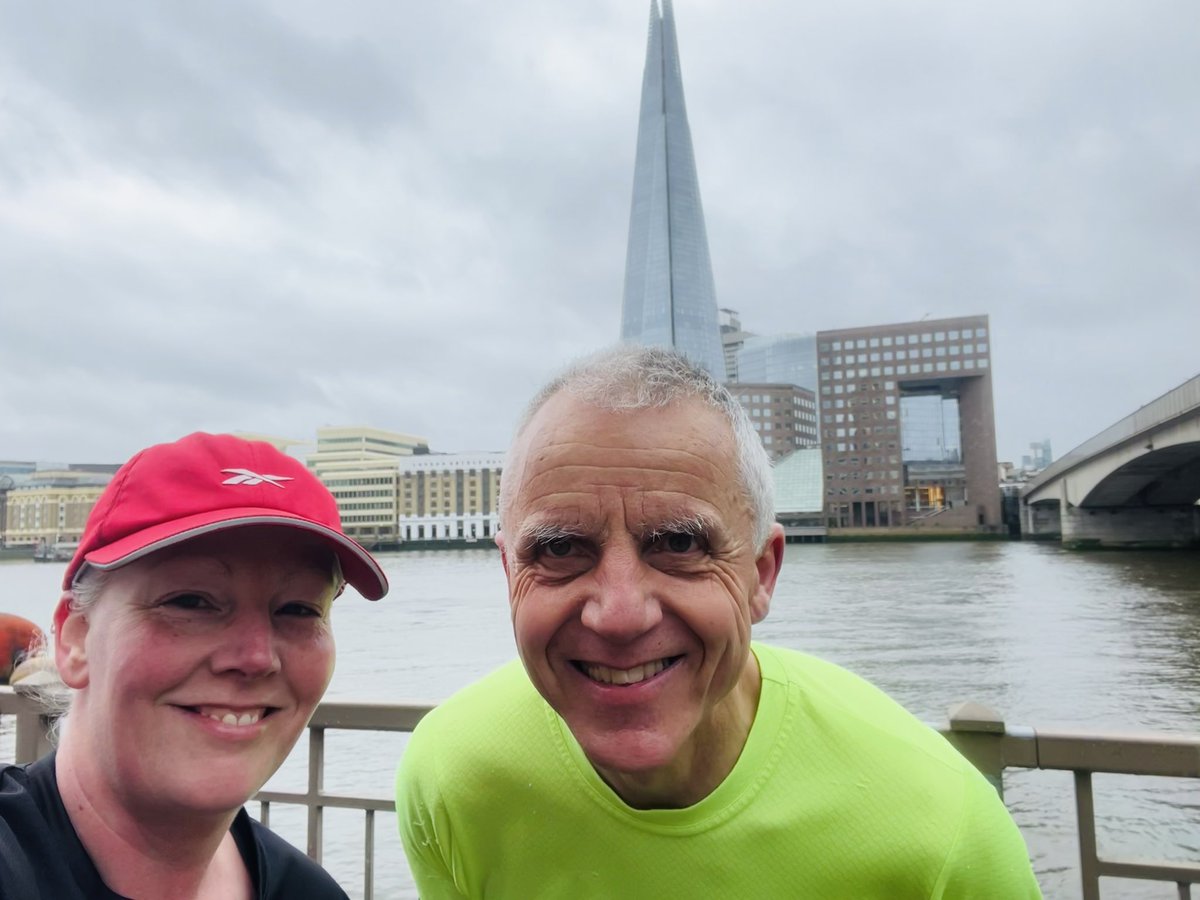 shiv_smith's tweet photo. Excellent exercise week with fabulous friends @SimonMDLord & @MarcelleTauber thank you for getting me over 54 miles for this week, taking the year to date to 498.03π #NHS1000miles #UltraChallenge @UltraChallenges #Easter50 https://t.co/hmNLayCzu1