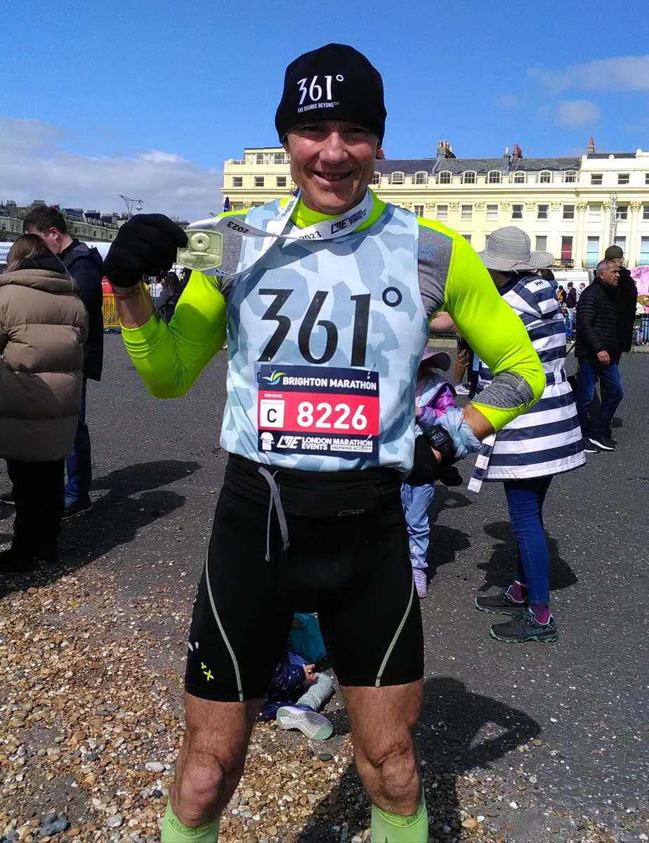 TeamEdwardsI000's tweet photo. A successful 957th official #Marathon race today at @BrightonMarathn in 3:36:23 for a top 7% finish in my MV60 category. Average finish time for 957 marathons remains at 3:20:32. Still on for the #1000marathons averaging #sub330 record. @UKRunChat @VoomNutrition @nationalrunshow https://t.co/aAUaprngD6
