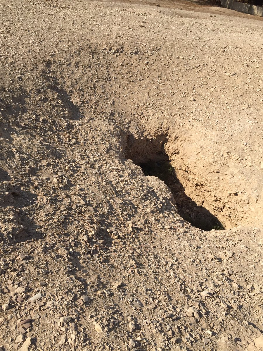 landoflove20's tweet photo. The builder &amp; purpose of the pyramid are unknown. the other six #pyramids of this group to be a cohesive building project of Pharaoh #Huni the last ruler of the Third Dynasty &amp; his successor, #Senfru,the first ruler of the Fourth Dynasty,as the builder. https://t.co/xbuhlxlMO8