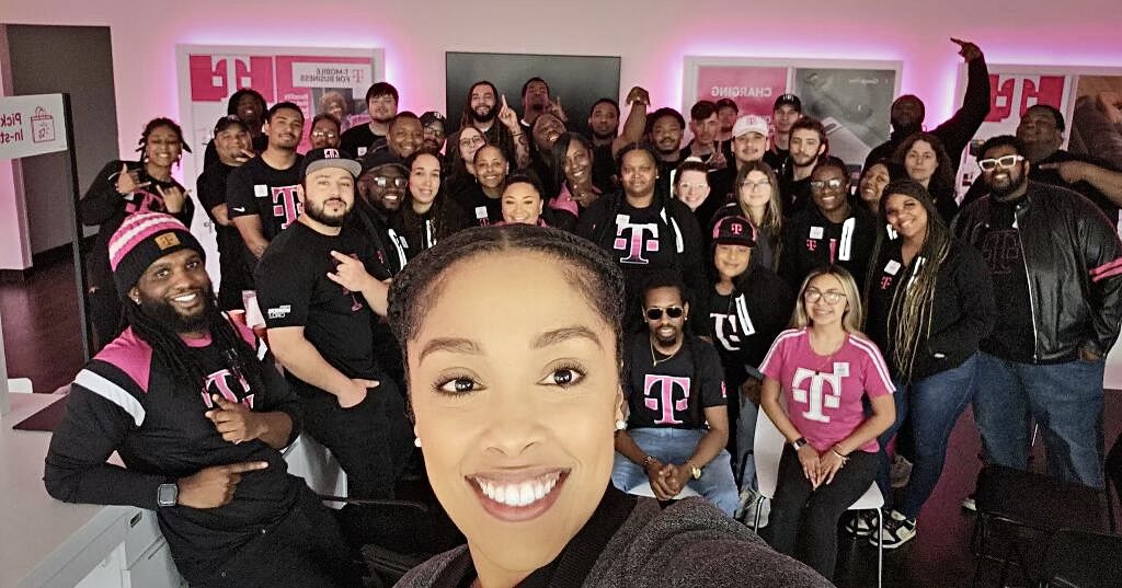 It was great to be able to pull together the entire Central LA Section for our Q2 all hands kick off meeting. Distance doesn’t keep us apart . A morning full of recognition, teaching , & level setting means that we are ready for a successful quarter. @mrsclynn @yes_i_cantu