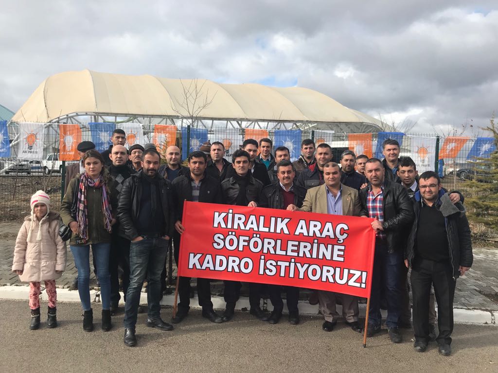 Ali80583687's tweet photo. KadroyuVeren SeçimiAlır

HAK VE ADALET İÇİN KADRO ŞOFÖRLERE HAKTIR 

@mhpesinkara
@E_SemihYalcin
@arzuerdemDB
@buyukataman
@erkanakcay45

@Akparti
@akbasogluemin
@AvOzlemZengin
@NumanKurtulmus
@FahriKasirga
@fuatoktay
@fahrettinaltun
@vedatbilgn
@drsoysal
@farukozcelikgsb https://t.co/BMvsl2d00e