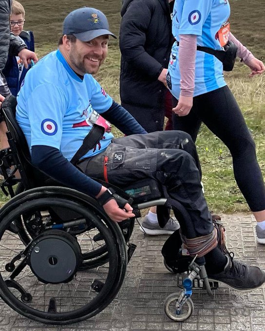 bugden417's tweet photo. 1 down 4 to go for #5for5, thank you to my brilliant friends & support team for helping me round @WelshMarathon couldnβt do it without you. Bring on @GreatWestRun We may have reached our 1st target but please keep spreading the word to #SupportThoseWhoSupportOthers https://t.co/sQY1L69wwl
