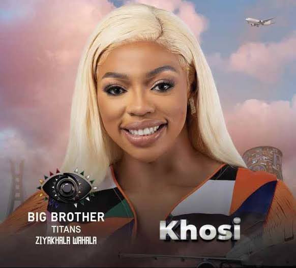 beingnej's tweet photo. Who do you think is winning the big brother naija tonight? 

Like for Kanaga Jnr ❤️
Rt for Khosi 🔁

#BBTitans #BBTitians https://t.co/0fJmVROg6f