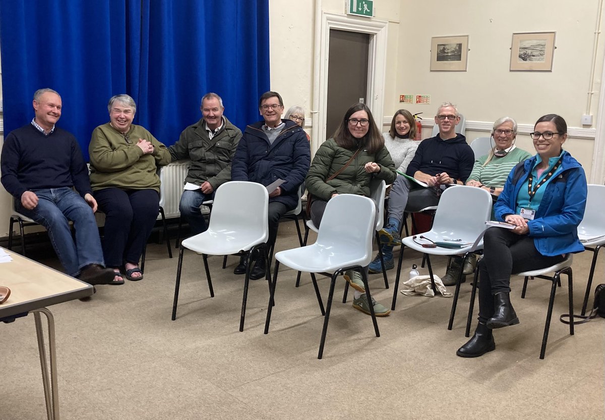 MenterRabar's tweet photo. Dyma ni! 📷Grwp newydd wedi'i sefydlu i drawsnewid yr hen ysgol #Abersoch yn hwb cymunedol cyffroes. Gwyliwch y gofod hwn...🧐//

Here we are! 📷A new group set up to transform the old Abersoch school building into a thriving community hub. Watch this space...🧐 https://t.co/KCaJQI6nlu