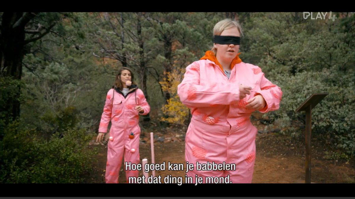 #DeMol 
Kabouter Plop tegen Kwebbel in de verwijderde 18+ scène: