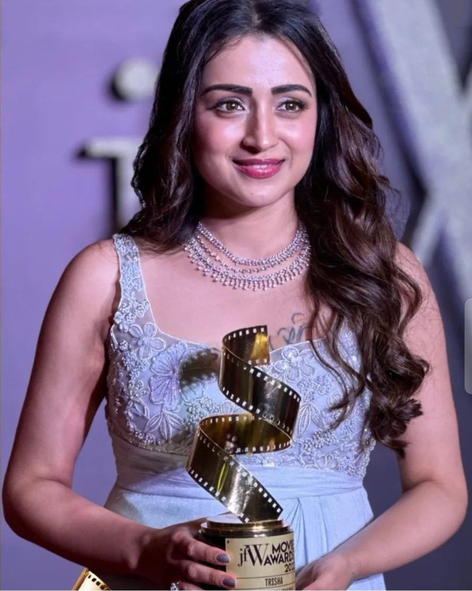 Fsv-H2aaYAA7hMv?format=jpg&name=medium