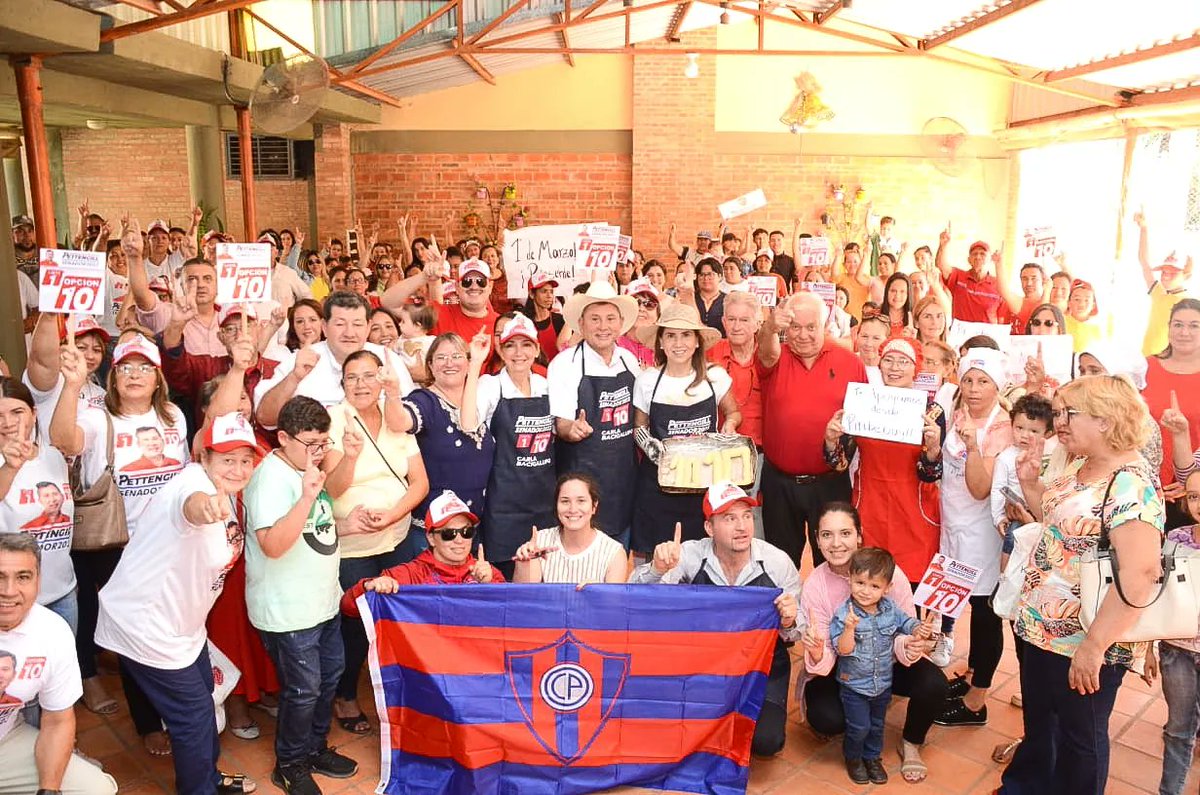 OviedoFidel's tweet photo. Ing @luis_pettengill Candidato a Senador de la ANR #Lista1 #Opcion10 preparó en forma anticipada chipas en el marco de la semana santa con la familia colorada de Cordillera https://t.co/83kaZhrt3K
