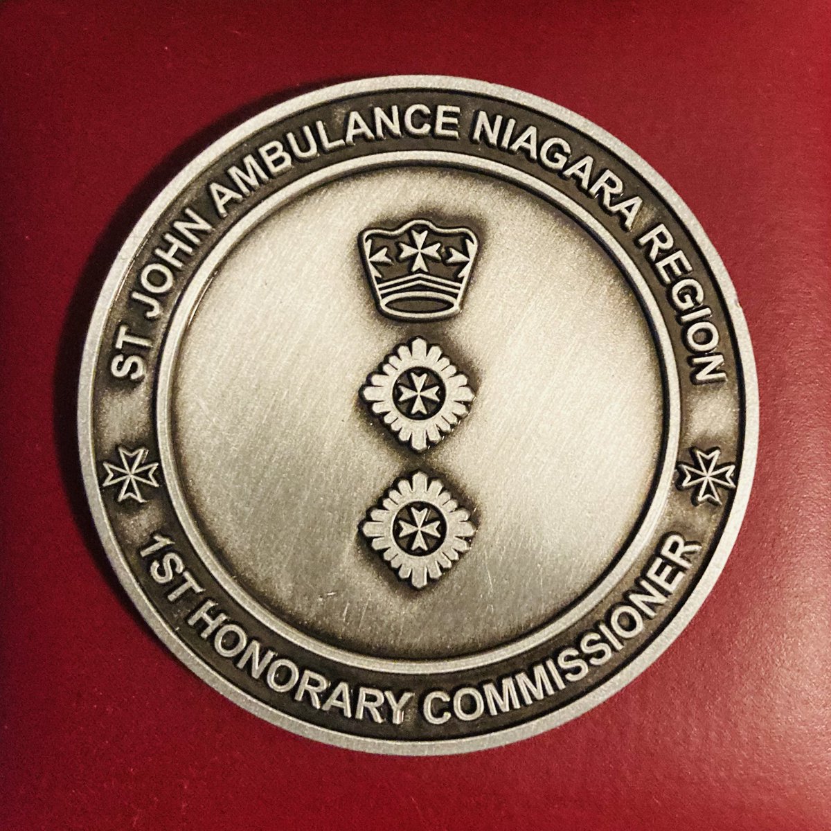 AdamKSTJ's tweet photo. @Henry1Paul @jburgoin @C4Ocon @RHeraldrySC @SJAOntario @SJA_Canada TKU Sir, here is how the final product turned out.
They arrived last week from #GrantCustom’s in TO.
I decided to go with a brushed pewter, I was worried the details in my arms would not be captured if done with coloured enamel. https://t.co/y5sciNEIjt