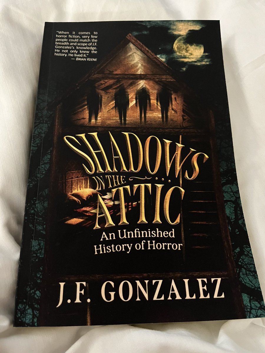 Nicole | Tattered Covers & Broken Spines tweet media