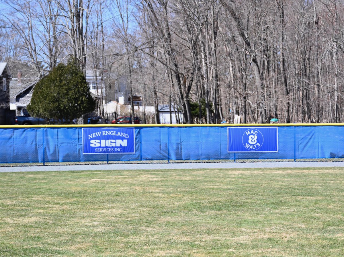 wheaton_EP's tweet image. Check out our new signs that are up at Sidell Stadium ⚾️

Thank you to our external partners, we’re so grateful to work with you!

#LetsGoWheat #ExternalPartnerships

S/o to NE Sign &amp;amp; Services for their collaboration!

📸: Caden Gilbert ‘25!