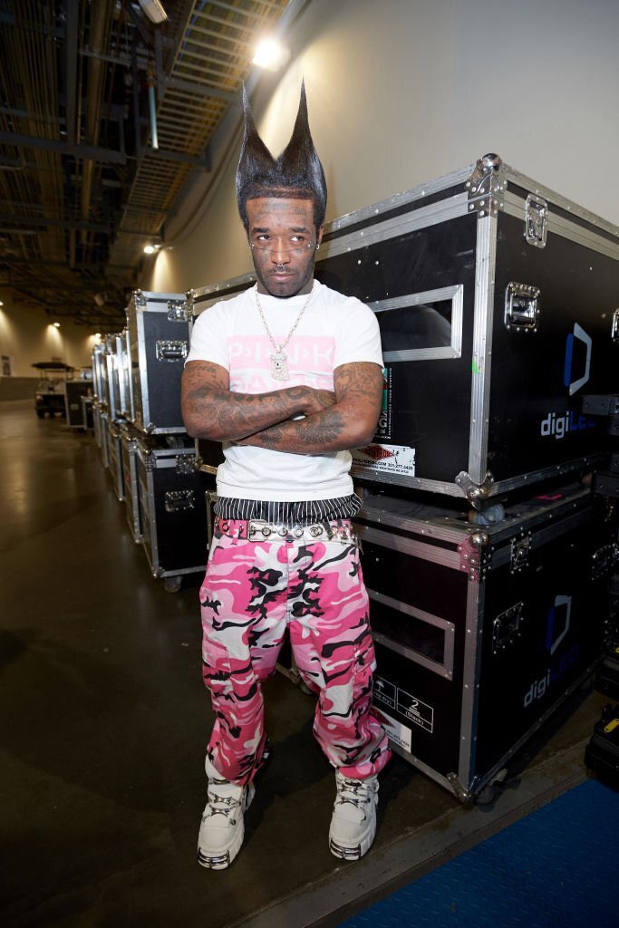 Lil Uzi Vert rockin Pink Tape merch at the WrestleMania performance 💖 📲  More Lil Uzi Vert outfits in @whatsonthestar.app
