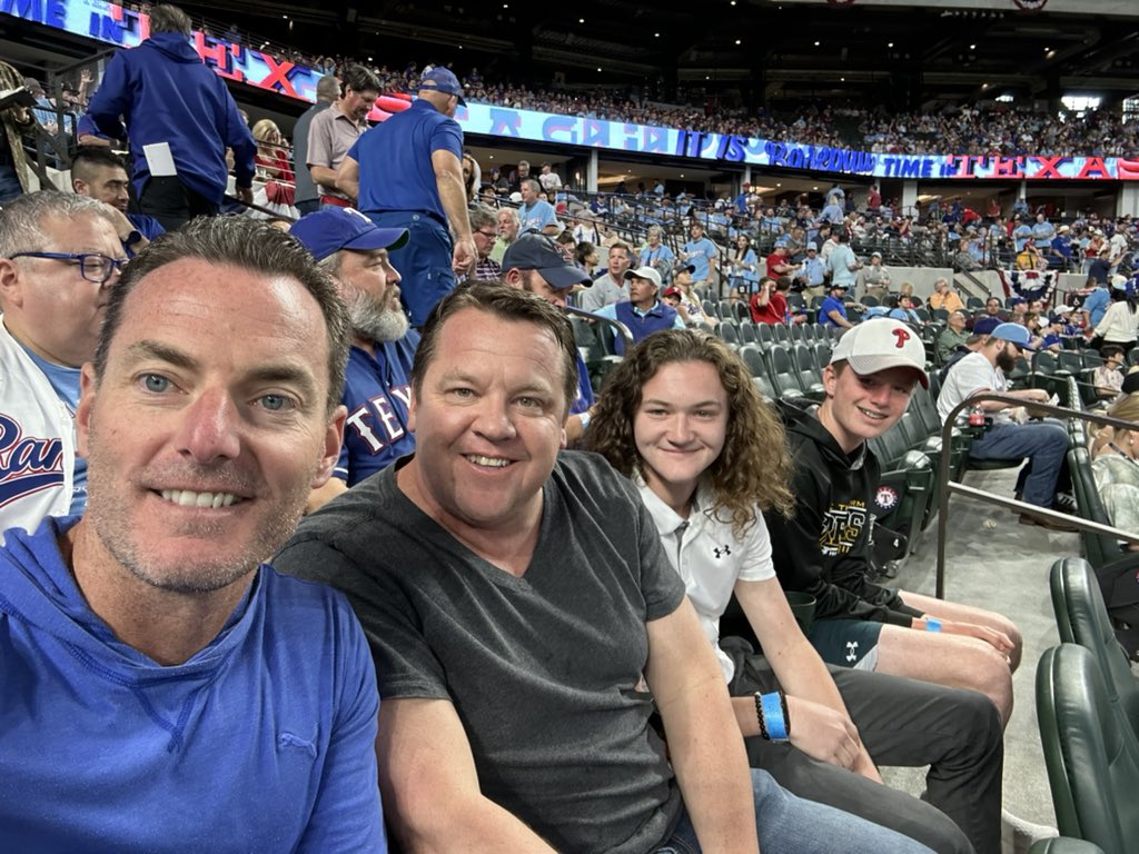 jwebber333's tweet photo. #globelifefaces https://t.co/nmQJjW53QP