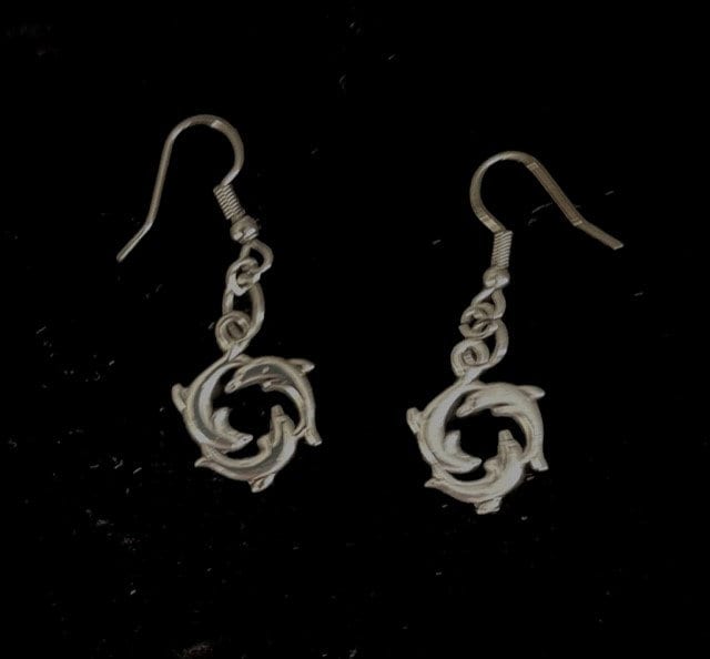 Excited to share the latest addition to my #etsy shop: Dolphin Trio Dangle Earrings etsy.me/40TC6sP #dolphin #animal #beachtropical #earlobe #earrings #seaanimals #animals