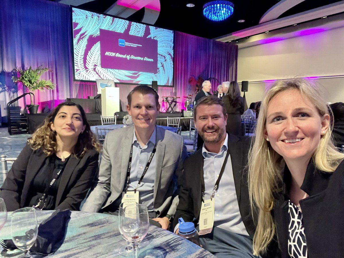 Grateful for the opportunity to attend the #NCCN2023 Annual Conference with this awesome group of Young Investigator Award recipients! The future of cancer research is bright 🤩